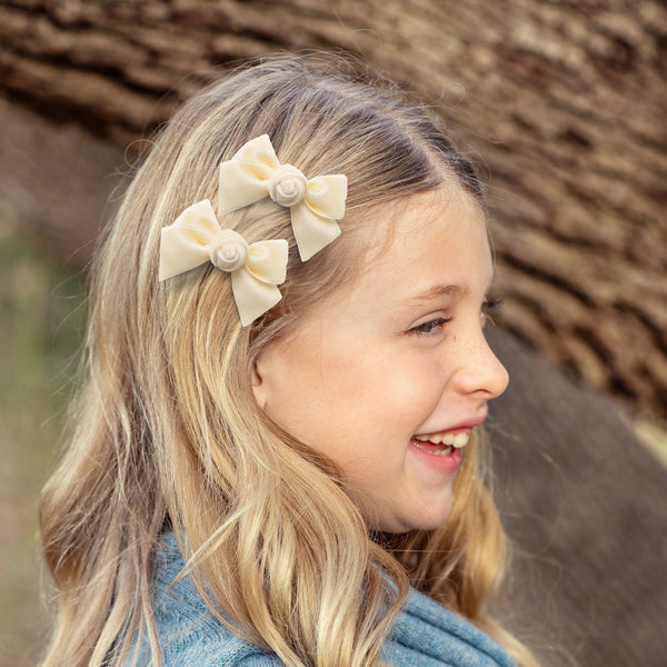 Halo Luxe Rosette Velvet Double Clip Set - Cream