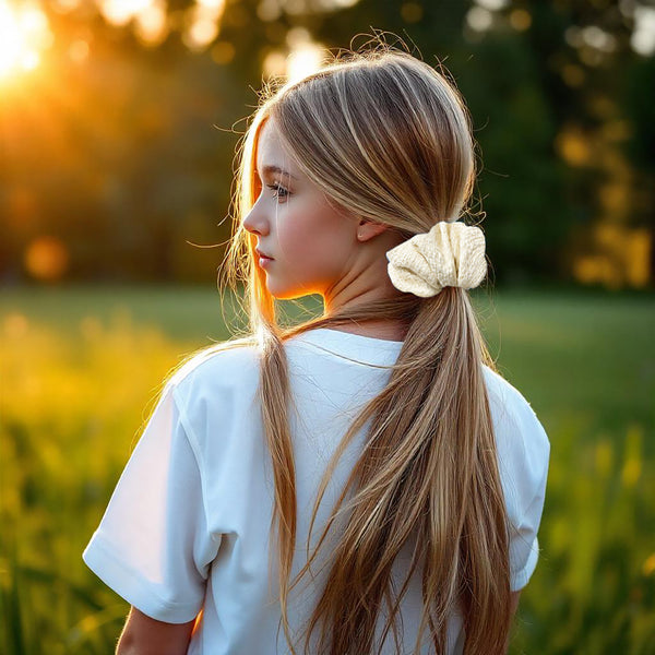 Halo Luxe Clara Tweed Scrunchie - Ecru
