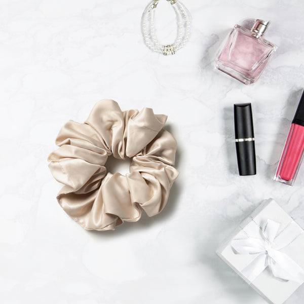Halo Luxe Rosa Vintage Satin Scrunchie - Champagne