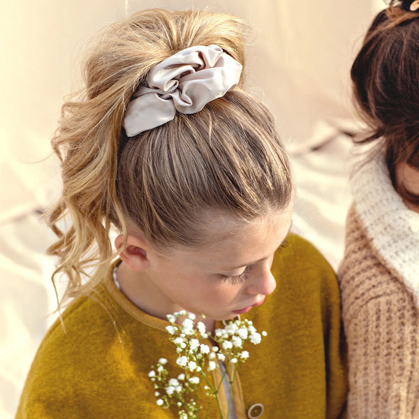 Halo Luxe Rosa Vintage Satin Scrunchie - Champagne