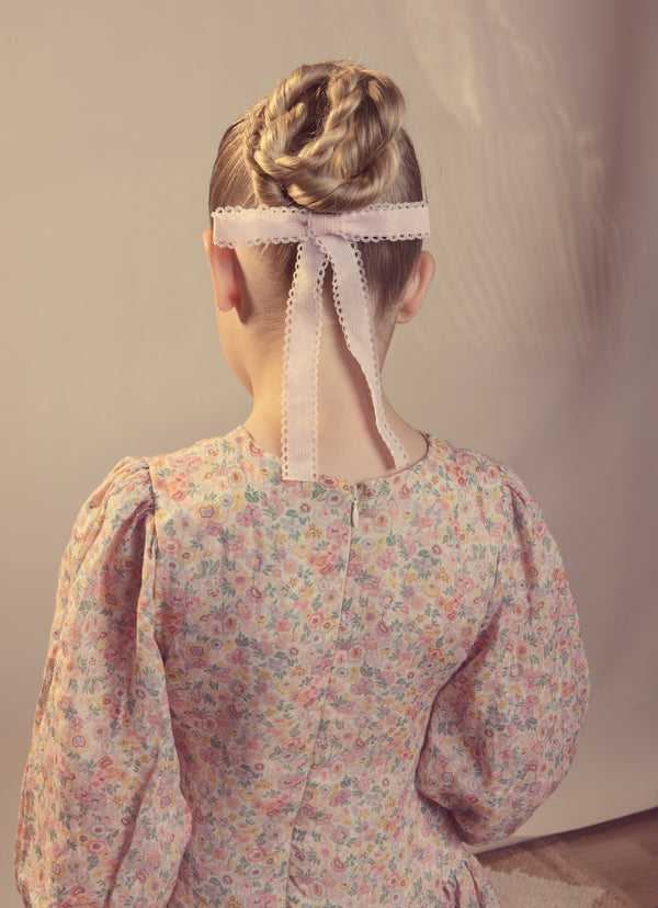 Lace Long Tail Clip in Ballet Slipper