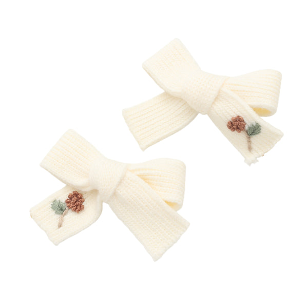 Halo Luxe Josie Floral Embroidered Ribbed Knit Double Clip Set - Cream