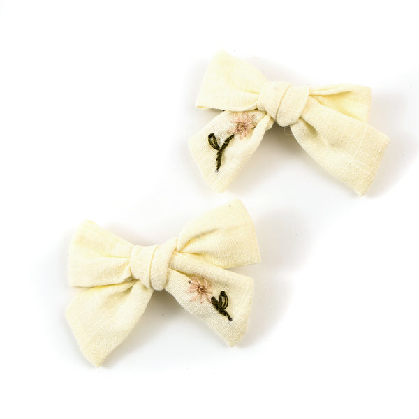 ivory mini bow hair clip set