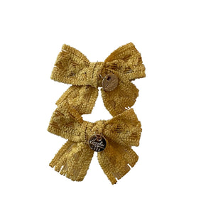 Isla Lace Knit Bow Double Clip Mustard - Halo Luxe